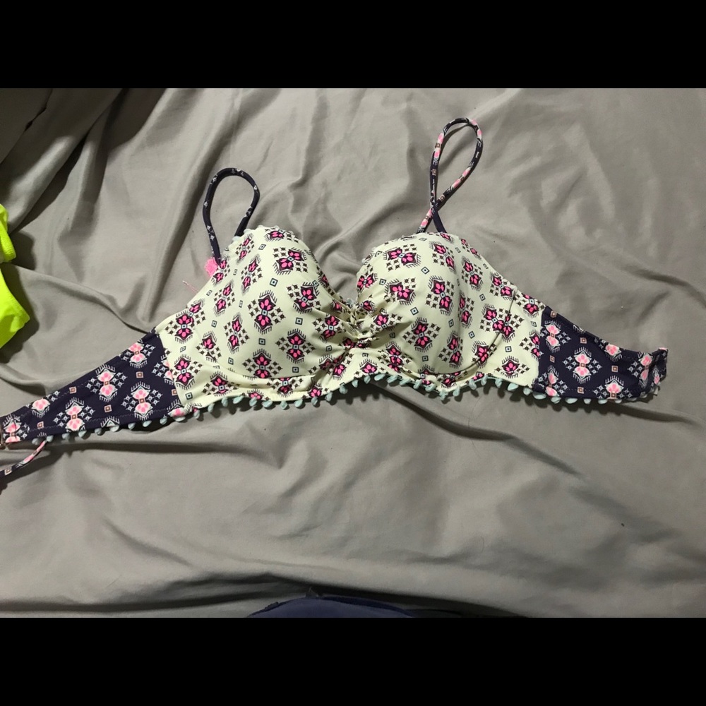 Victoria’s Secret Halter Bathing Suit Top